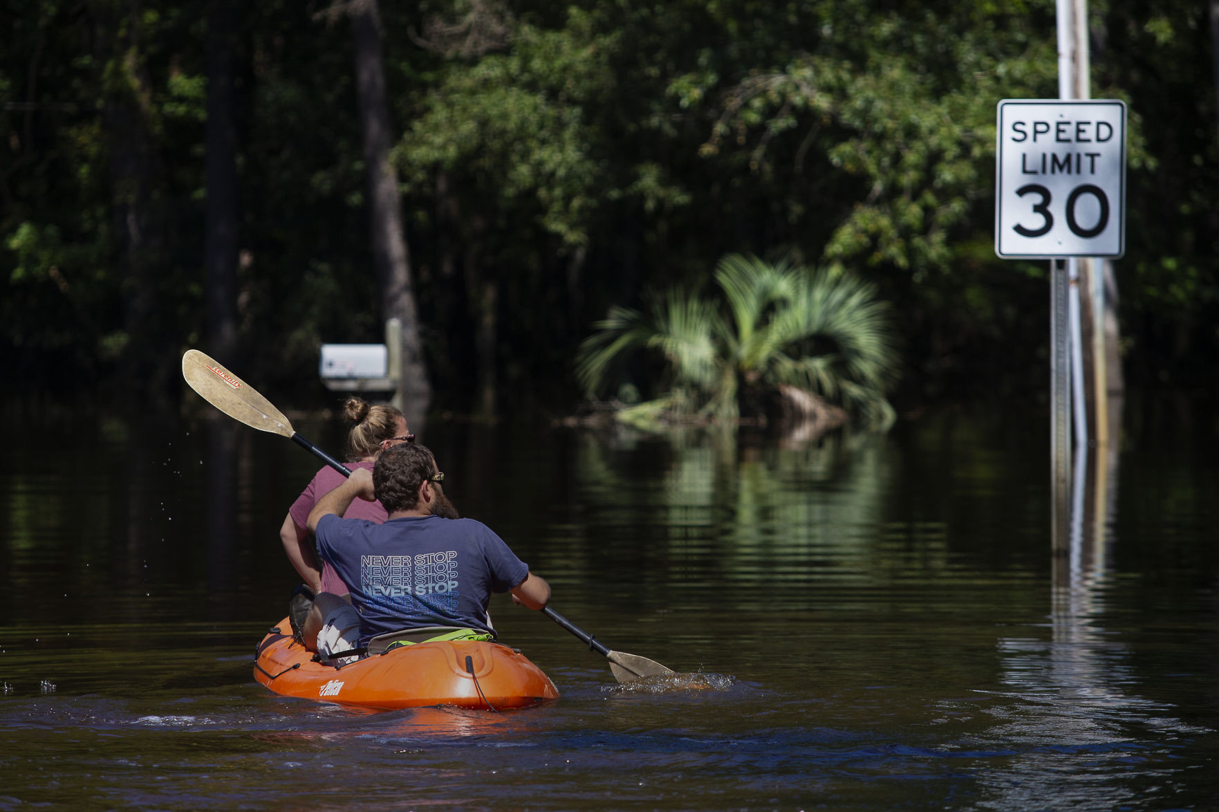 LP flooding kayakers 091918 .JPG (copy)